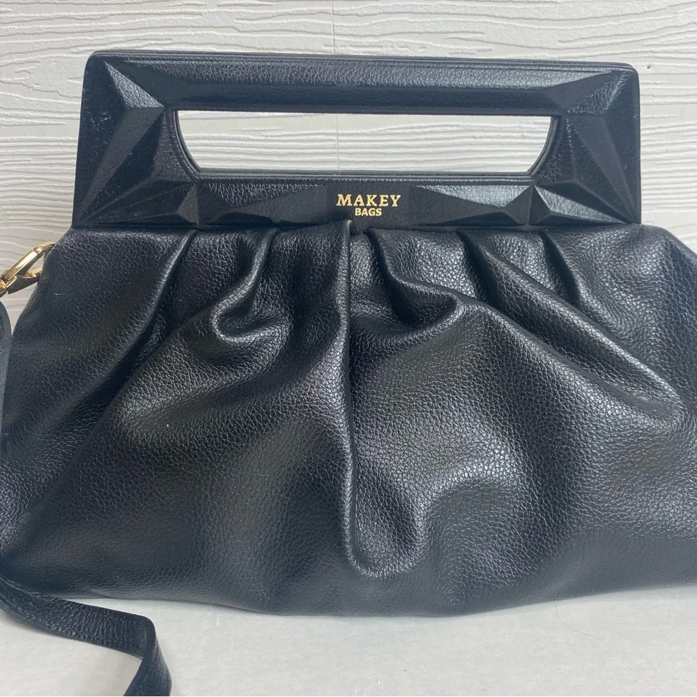 MAKEY Leather Goods Black Purse‎ NWT